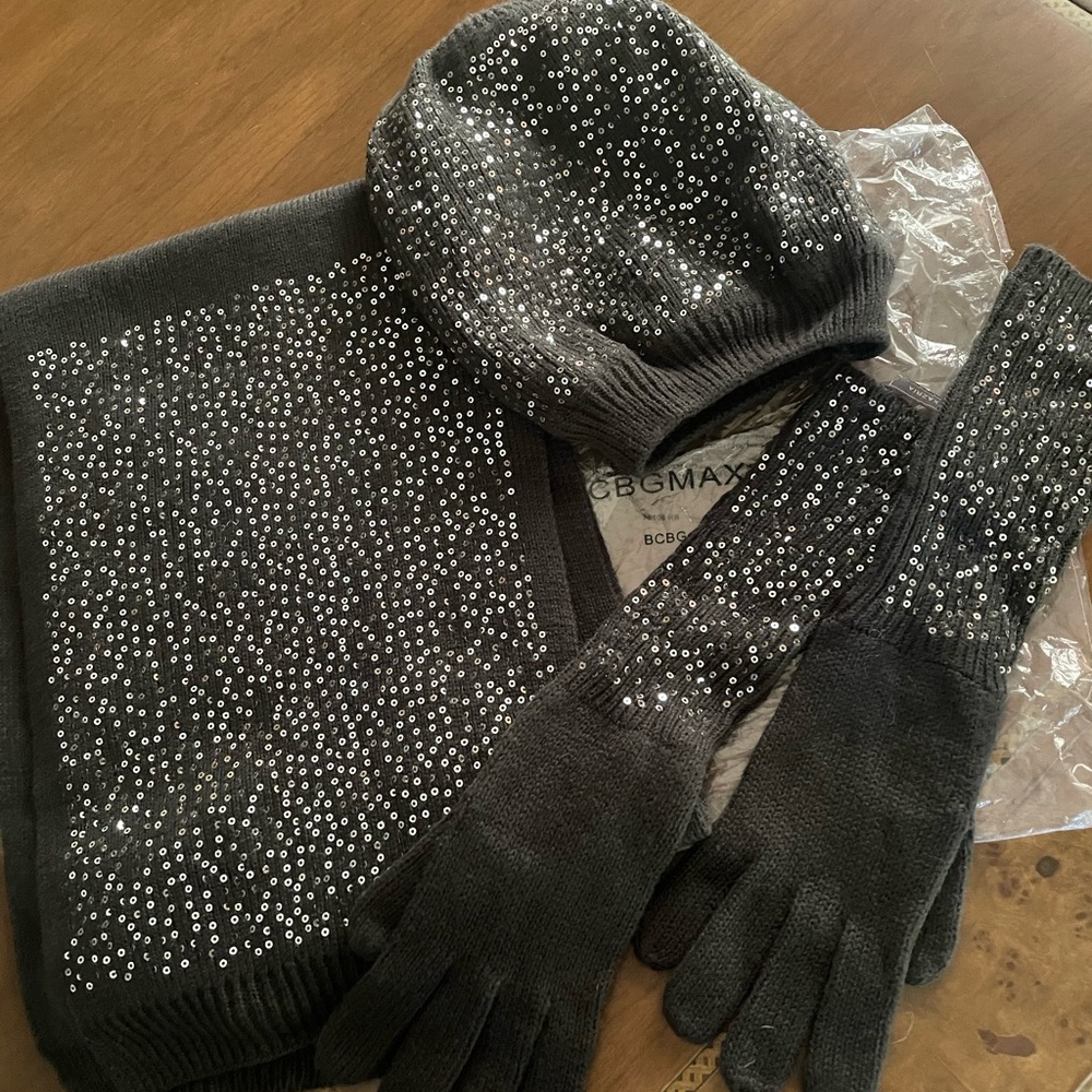 BCBGMaxAzria Brown Sequin Gloves, Hat, and Scarf Set.New without tags